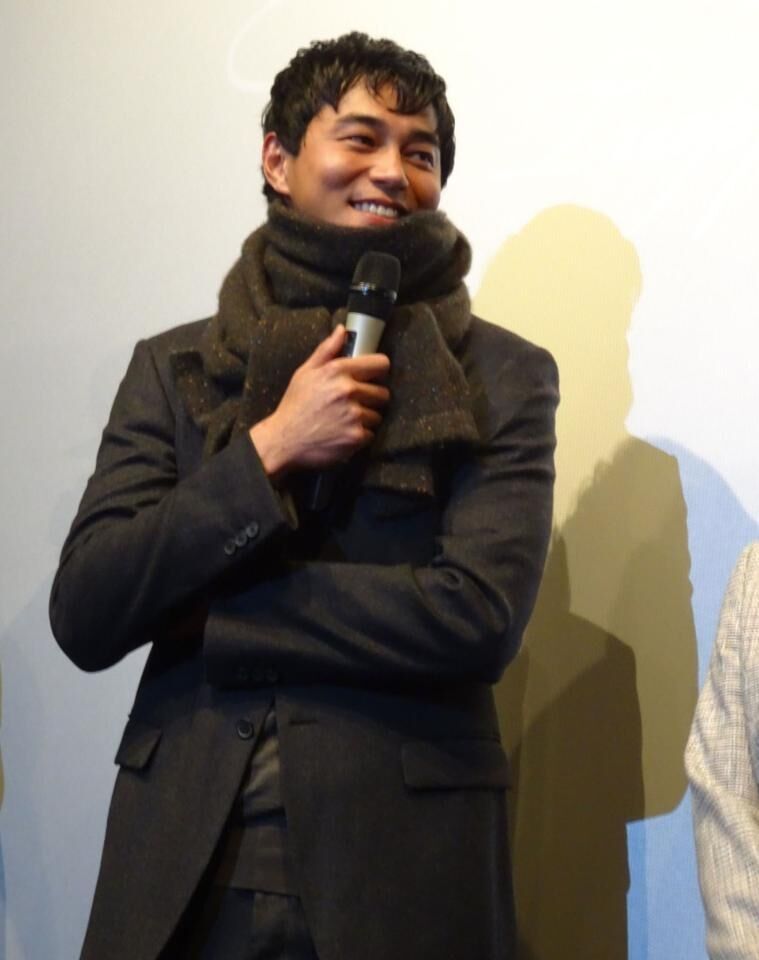 東出昌大、妻子失う役に「泣いた」と告白「人生の転機があって、キツい経験した」