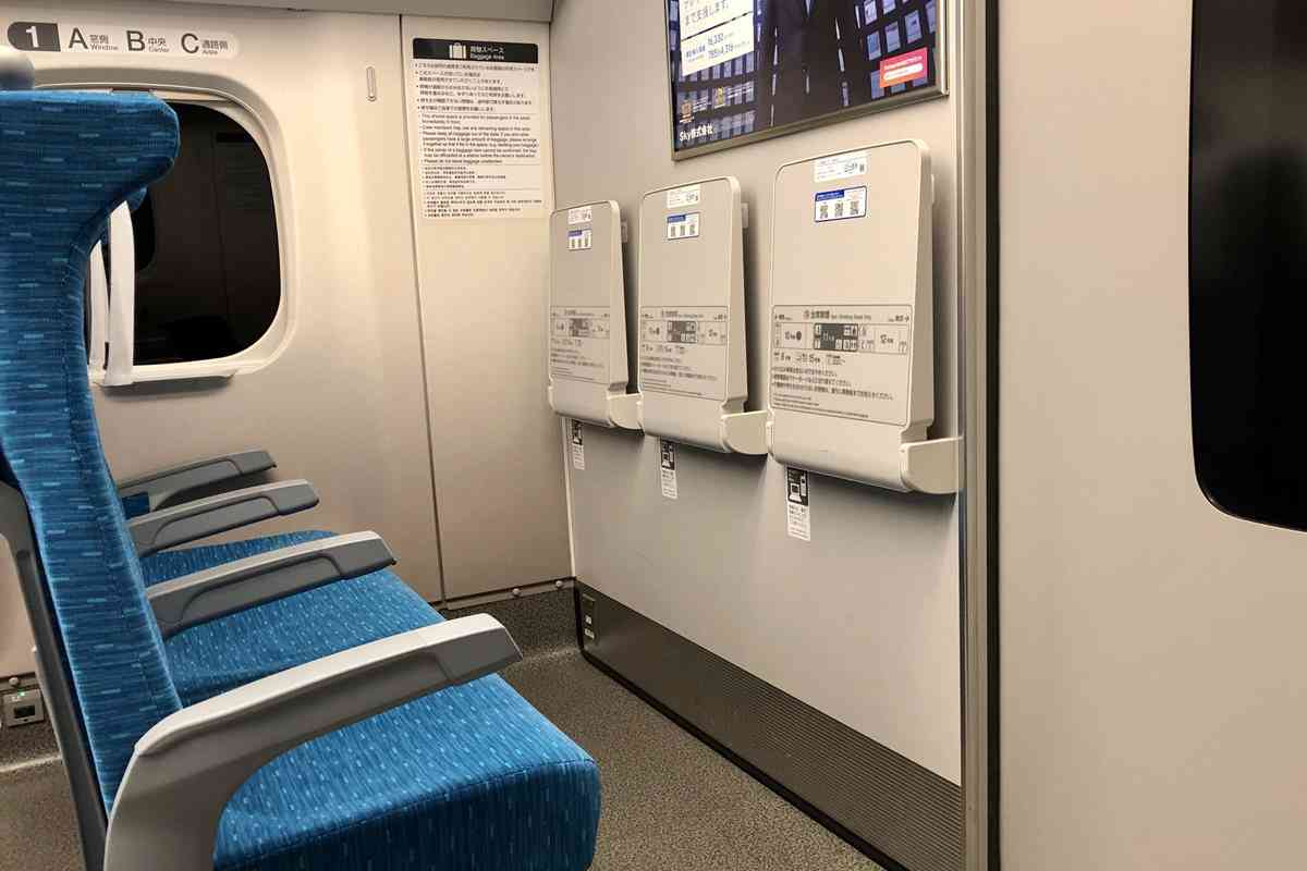 《「のぞみ」で自由席削減へ》新幹線は「あえて自由席」にこだわる人たちそれぞれの理由　「ふらりと乗りたい」「席ガチャを避けられる」「子連れで迷惑かけたくない」