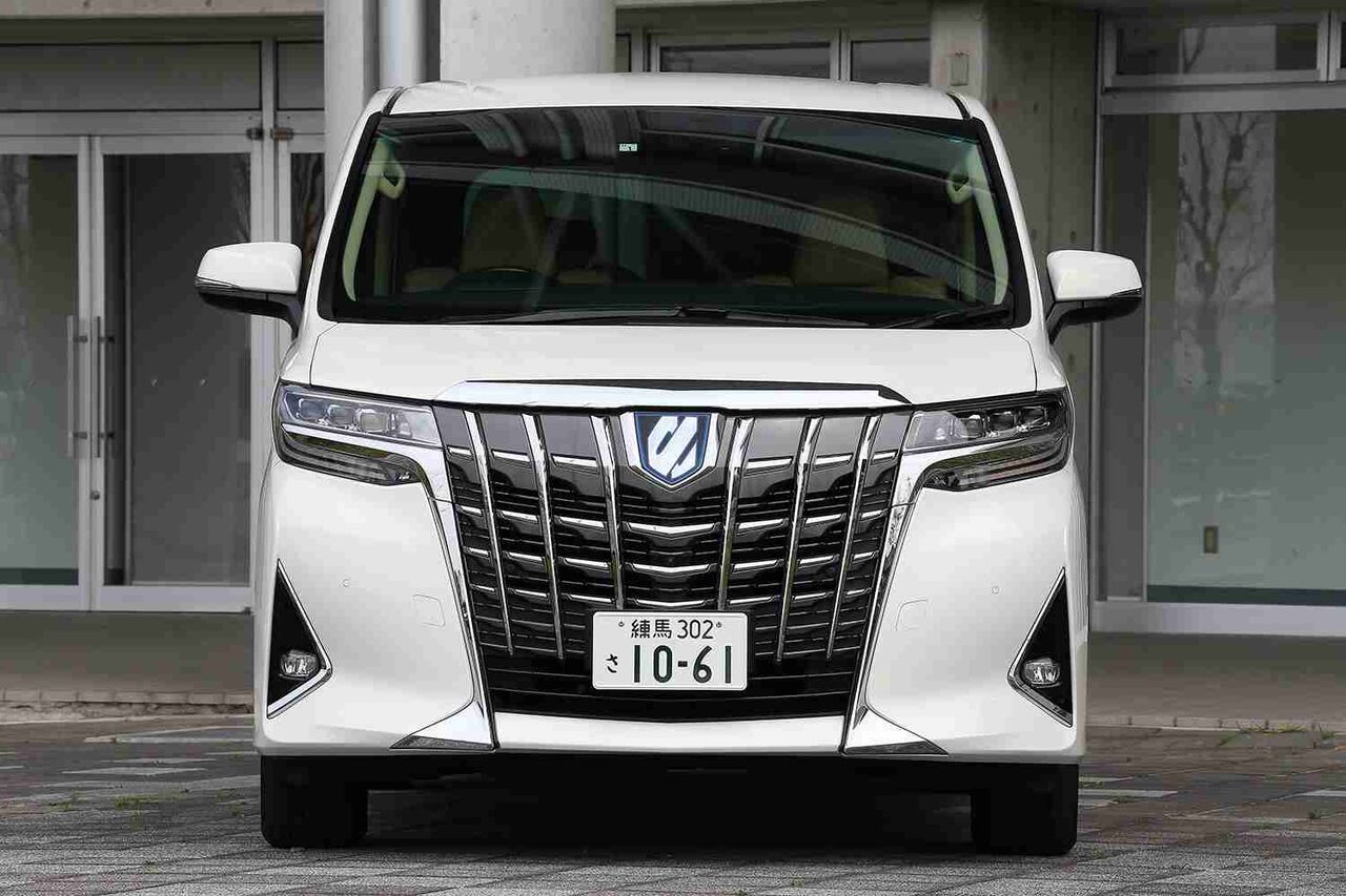 なんで高額車がこんなに売れる!?　絶好調アルファードを買ってる人って誰？