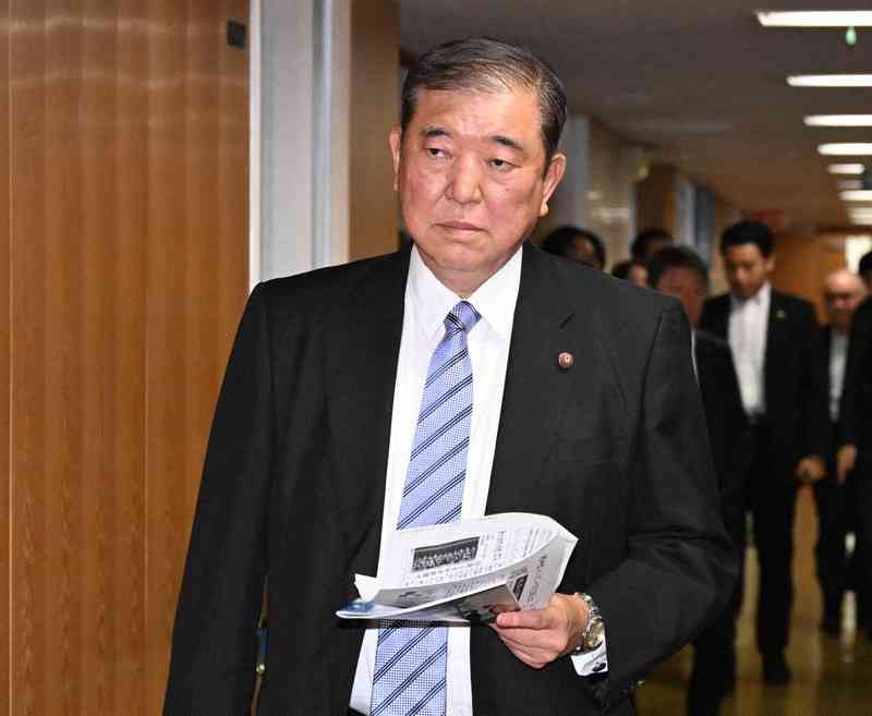 次の自民党総裁　石破氏29％、小泉氏16％　毎日新聞世論調査