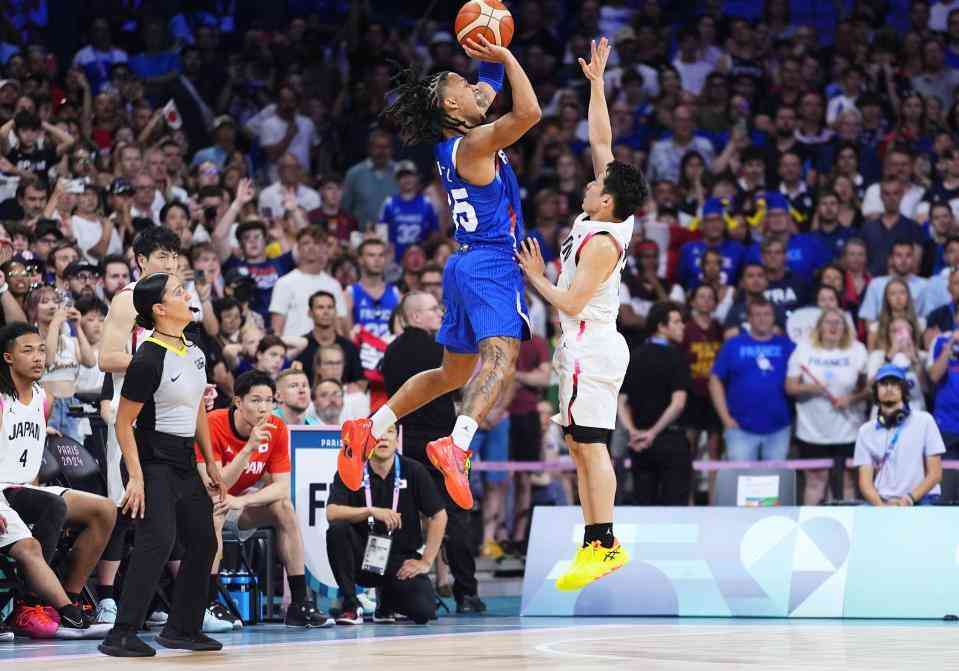 バスケ　勝利目前残り10秒の河村ファウル判定が波紋　女性審判SNSが誹謗中傷被害「大誤審」「歩くバスケットカウント」人種差別的投稿も