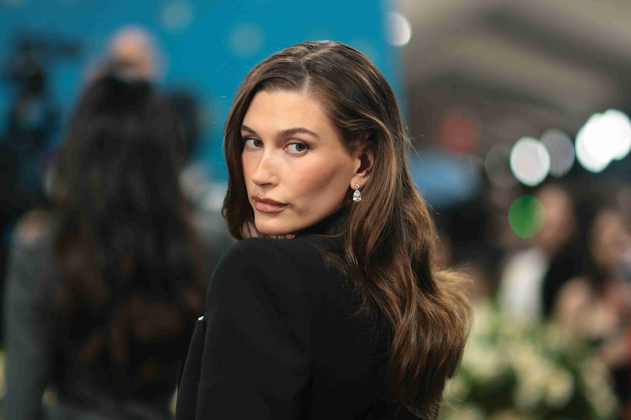 ヘイリー・ビーバー、セレーナ・ゴメスをディスる？　「インスピレーションを受けない人」と発言
