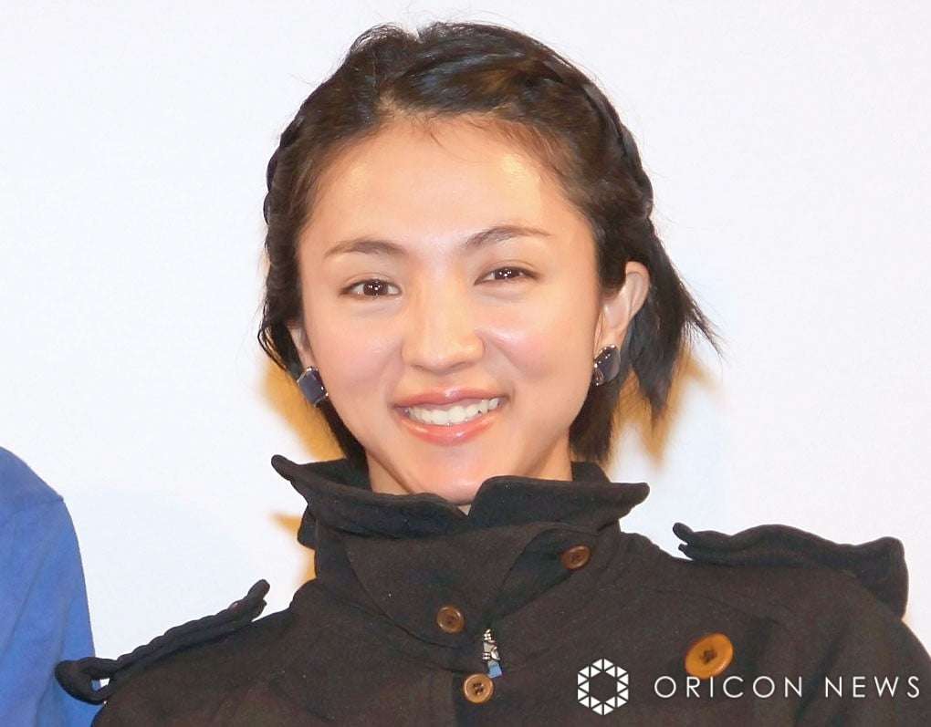 満島ひかり、結婚&妊娠を発表 お相手はモデルの浅野啓介「幸せや奇跡を感じる日々を過ごしています」