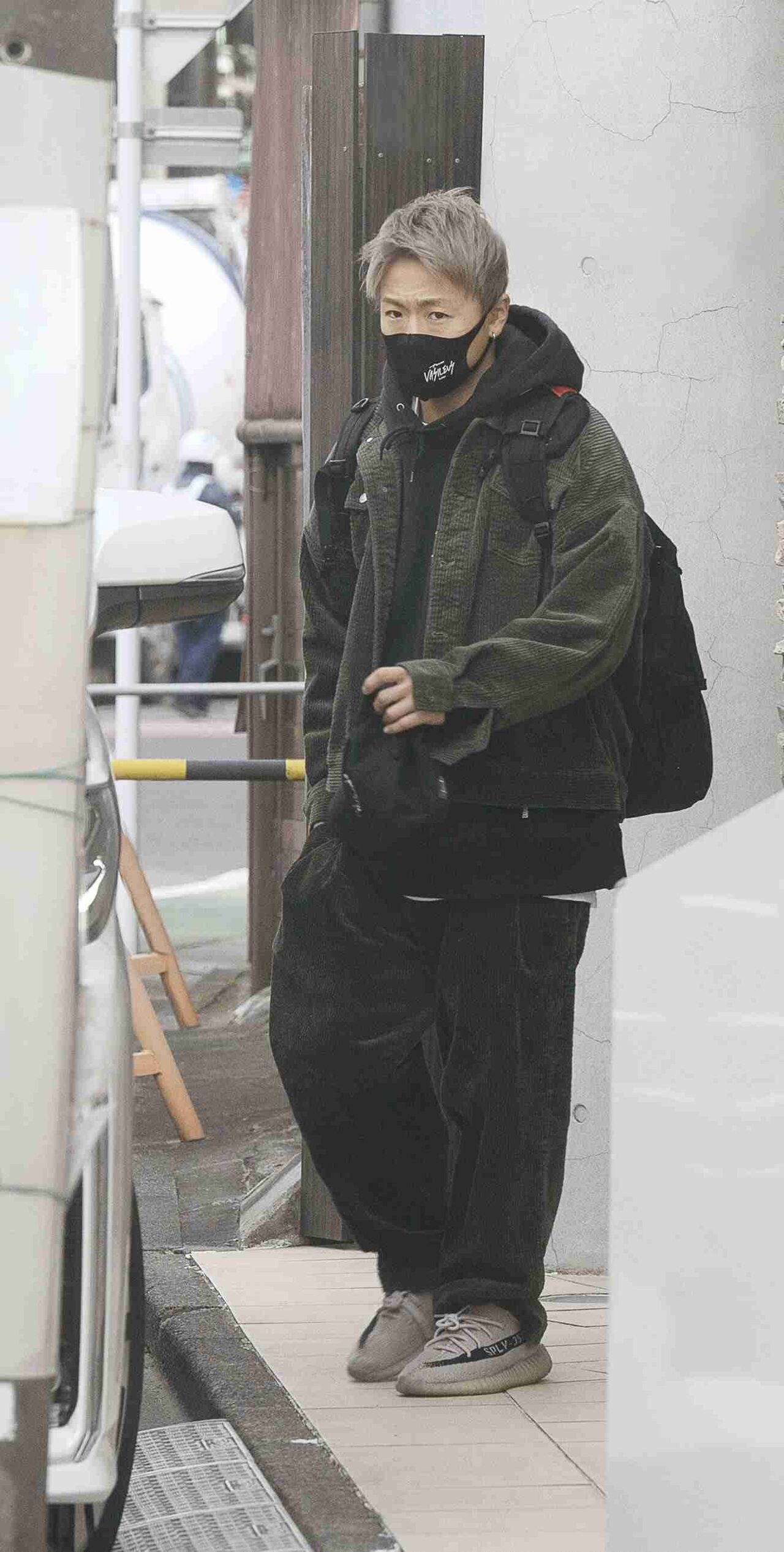 2日連続のお泊まりを…スクープ！カリスマ格闘家･武尊の自宅で炊事洗濯をこなす「あの人気タレント」