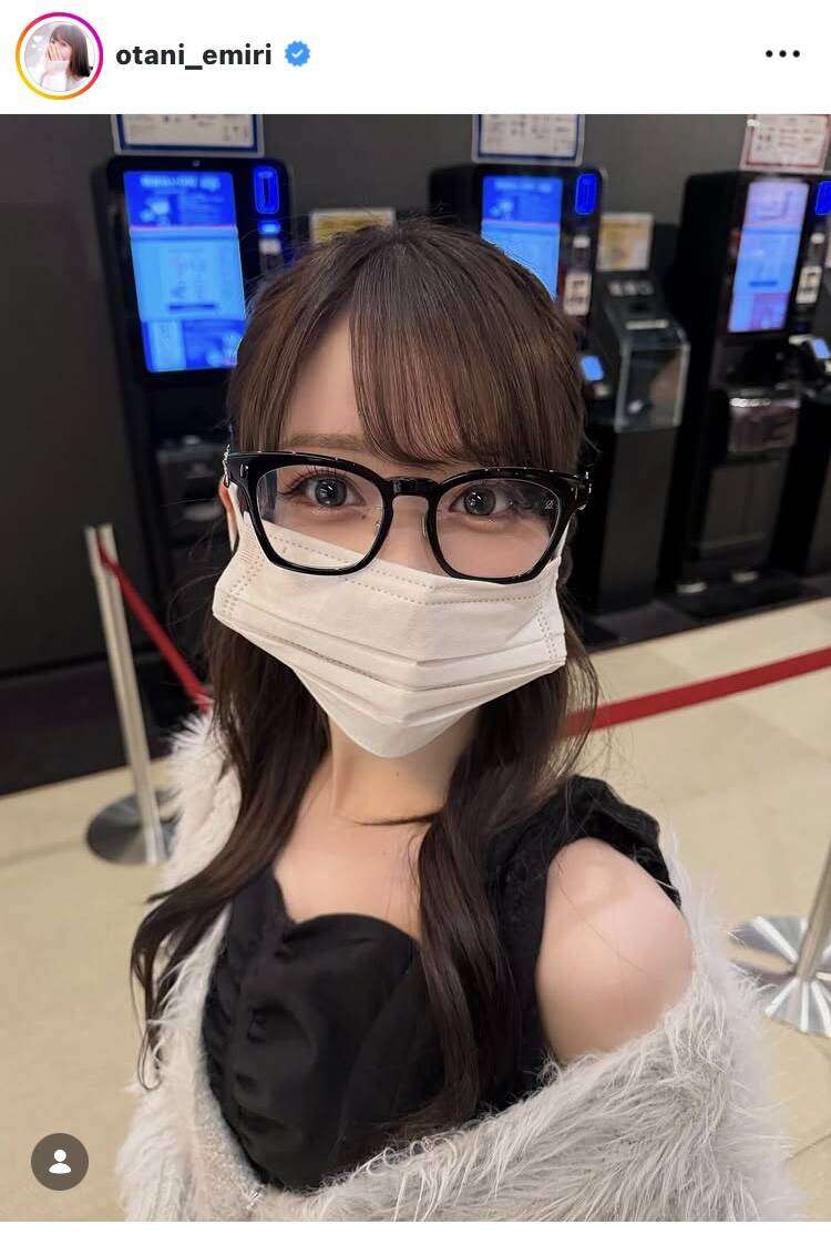 「お顔とんでもなく小さい」大谷映美里、マスク姿の投稿に反響！