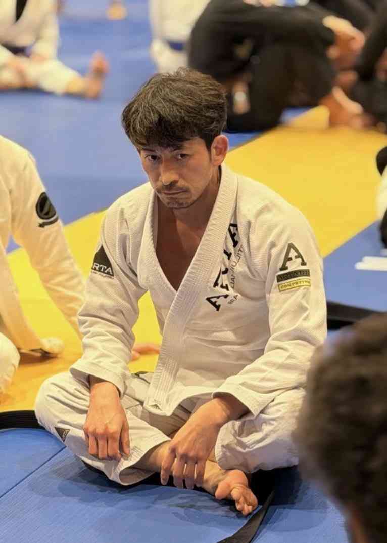 岡田准一は初戦敗退　欧州最大のブラジリアン柔術大会に出場…玉木宏はフェザー級で銅メダル