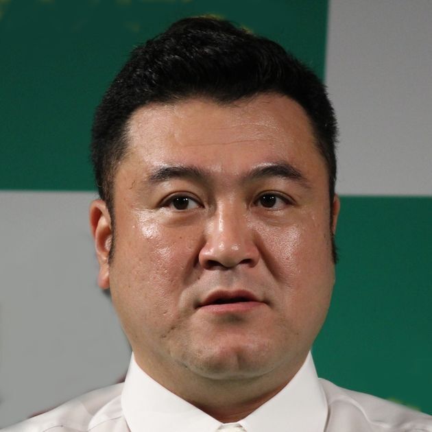 お笑い芸人のアンタッチャブル・山崎弘也さんがバイクと接触しかける交通事故　バイクの男性は転倒し軽傷　東京・品川区