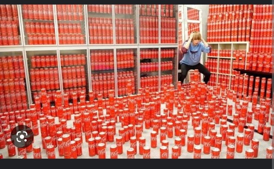 【画像】はじめしゃちょーまたコーラ1000本買ってみたとか無駄に金使う企画をしてしまう…