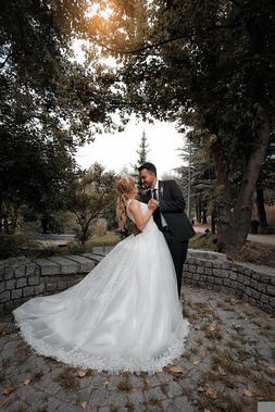 bride-6538975_640