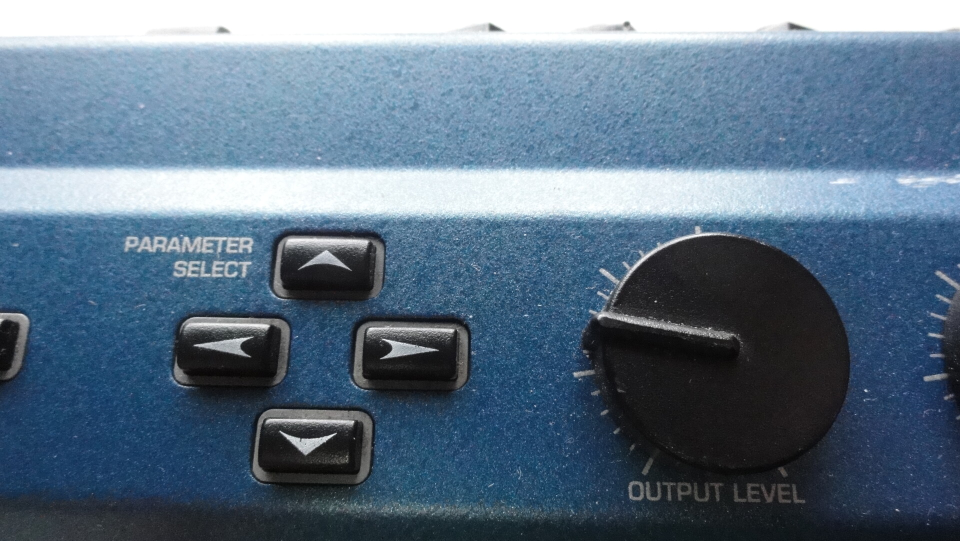 マルチエフェクター「Digitech RP-6」を現代風にモディファイする ～再