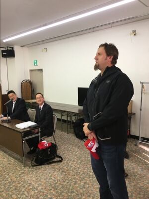 カープスカウト・エルドレッドも日南入りし挨拶　チームは明日より春季キャンプ開始