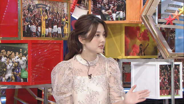 透け透け！！佐藤梨那アナ　ブラ紐も透ける！