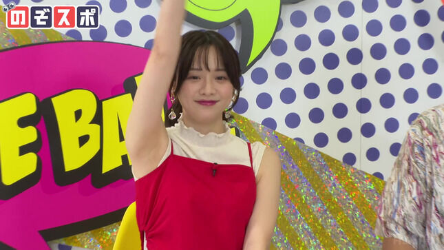 森香澄アナ　ムチムチノースリーブ、脇全開！！【GIF動画あり】