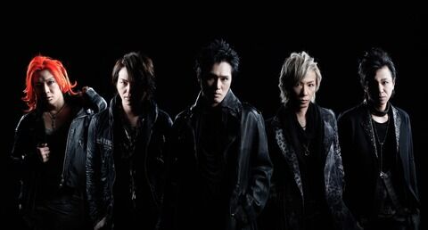 「SIAM SHADE」ギタリストDAITAがメンバー4人への提訴の経緯を報告