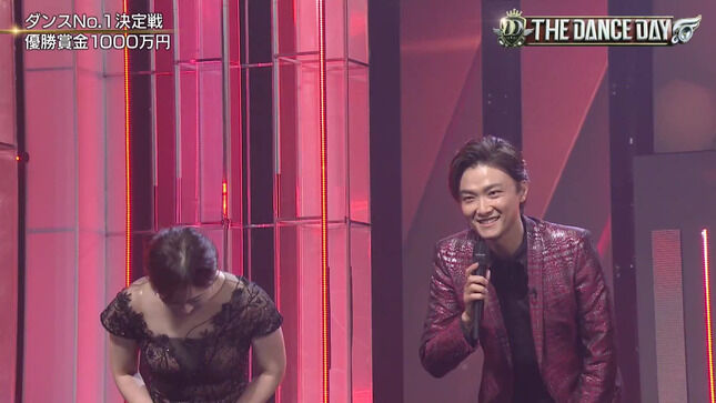 水卜麻美アナ　透け透けボディコンで透明なブラ紐が透ける！！【GIF動画あり】