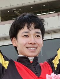 【競馬】　有馬記念２着の松山騎手に一言どうぞ！