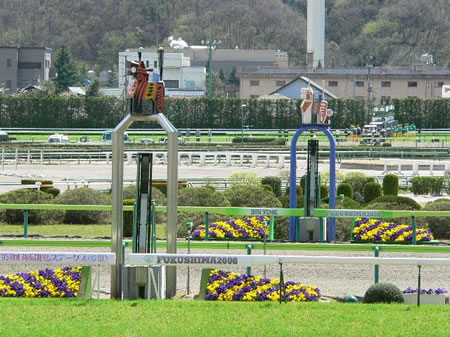 【2歳新馬】コントレイル産駒、福島の坂で止まる