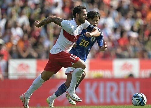 久保建英、トルコ代表チャルハノールが「特に危険だった選手」に挙げる