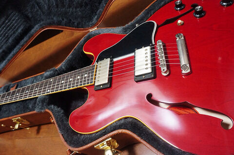 メルカリで中古のギター買おうと思うんやけどどう？