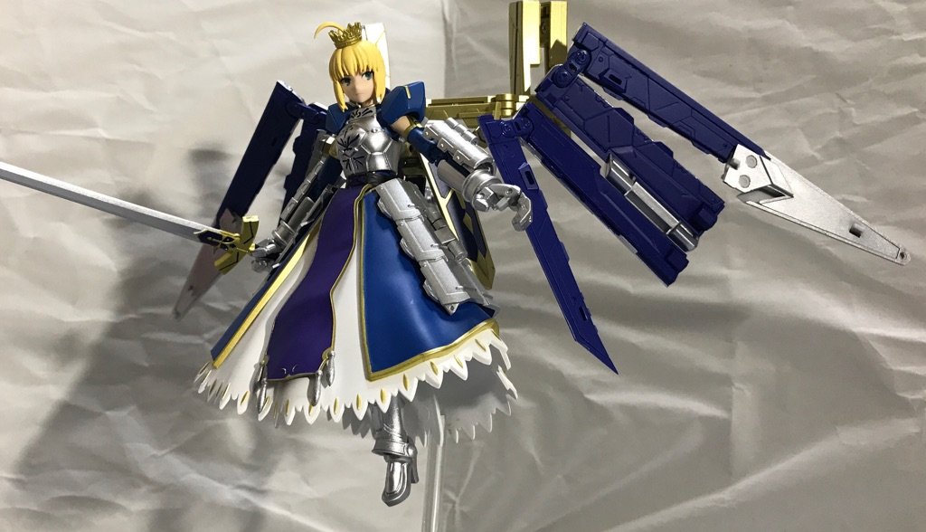 AGP セイバー/アルトリア・ペンドラゴン & 変幻せし 約束された勝利の剣 Amazon.co.jp: TAMASHII NATIONS アーマーガールズプロジェクト