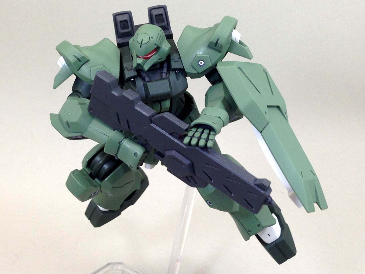 Hg 宇宙用ジャハナム 量産型 地上用とは同じ名前でも全然デザイン違うんですね ブースト速報