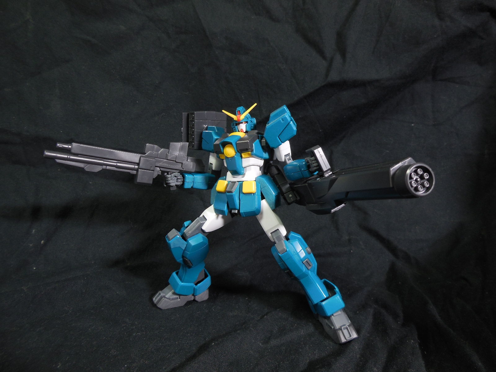 Hgbf ガンダムレオパルド ダ ヴィンチ 元機体と似てるようで全く違う ブースト速報 Hgbf ガンダムレオパルド ダ ヴィンチ 元機体と似てるようで全く違う ブースト速報
