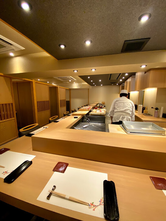 新宿以西で味わえるミシュラン星付き銀座のお鮨 鮨 栞庵 やましろ@吉祥寺 : GLOBE-TROTTER