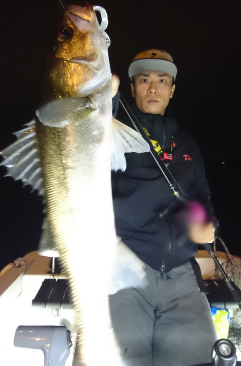 sketch-1527359312117