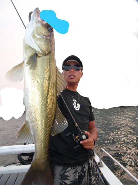 sketch-1564453670081