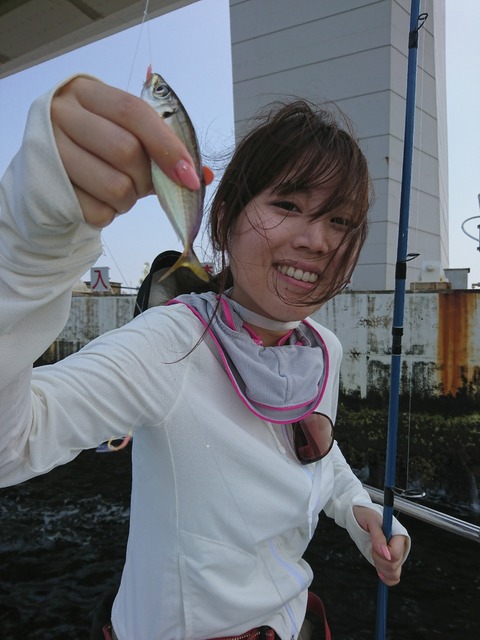 [画像:0e6c7287-s.jpg]