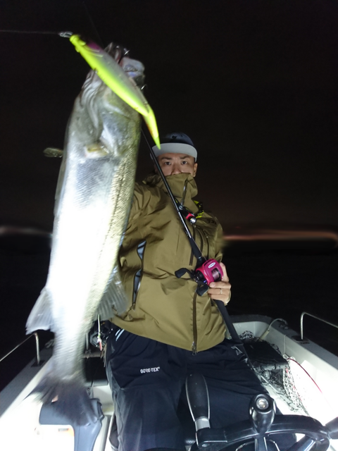 sketch-1539370319350