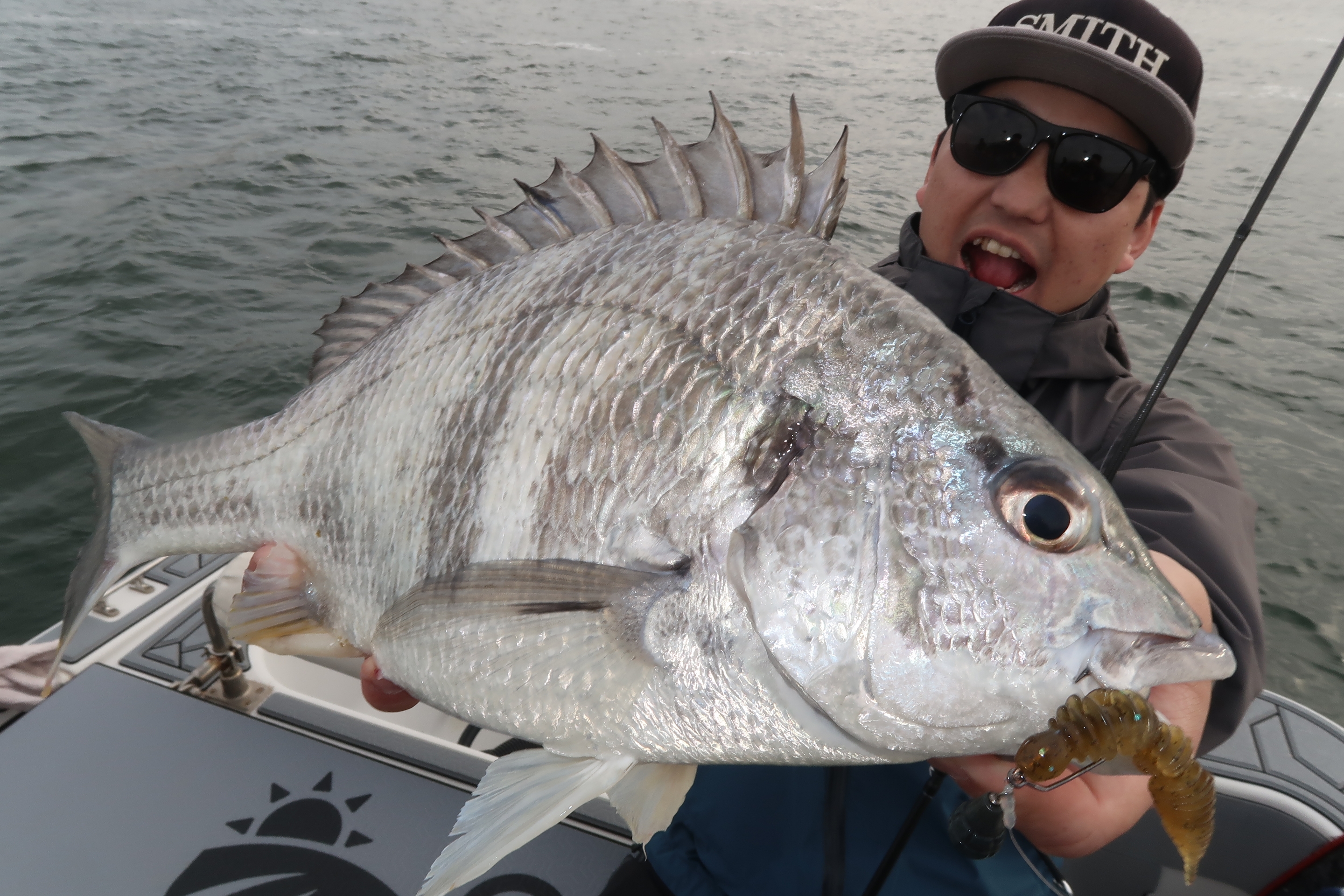 よ*龍様 早い者勝ち！14ステラSTELLA3000M シーバス SLJ 4月19日〜20日釣果情報！！ : TOKYOBAY FISHING GUIDE SERVICE Glory