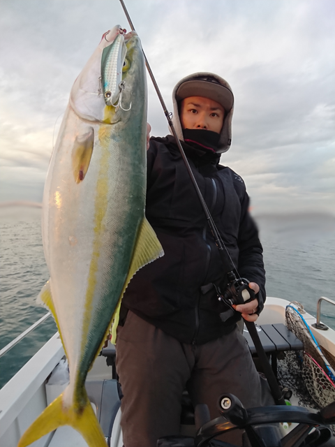 sketch-1544707614155