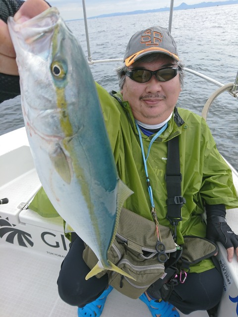 [画像:ce5e958a-s.jpg]