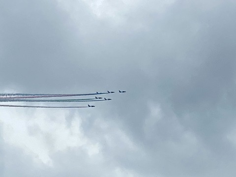 A1636BB3-2972-4B3E-B9B2-48E18E86A9F7