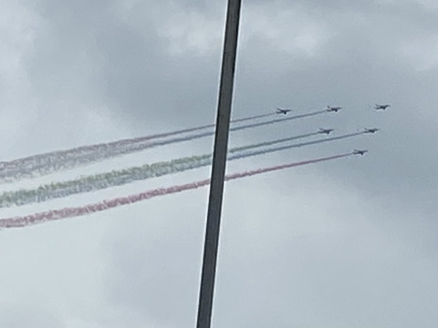 CE9540AF-4ED7-4663-B0DC-BE2C0B796A6B