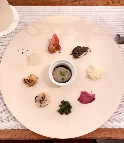 B4B1DD23-5E84-4351-89B1-9E608810A654