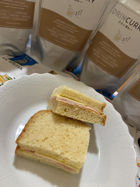 16ABB77E-090B-4D61-8166-358B8C4697B5