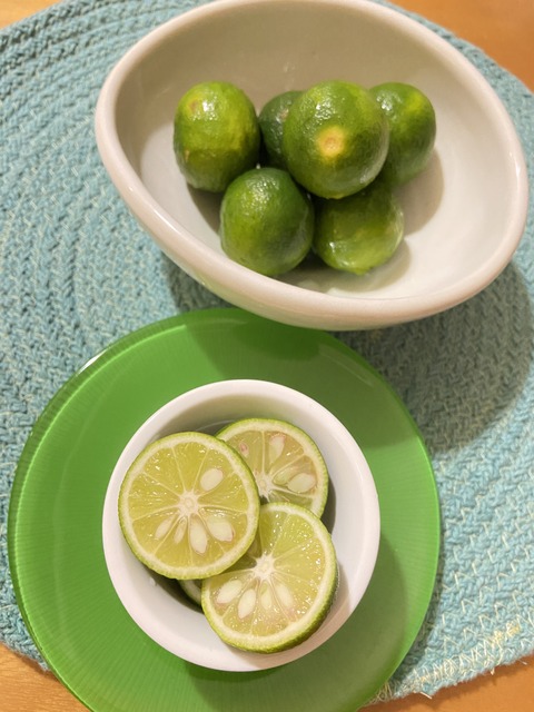 28E12BF3-27B7-49AA-BE0A-DC8F8D8CBA5C