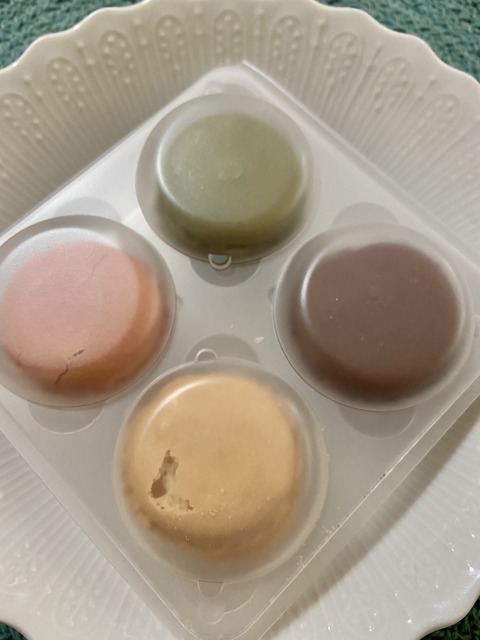 DA8FCBC8-68F2-46F5-8EEA-096DE039FD12