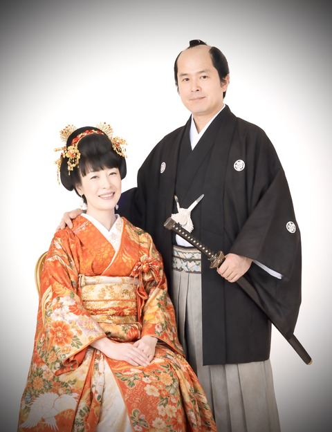 8BCDD053-53D1-4BD0-BE64-7F4C9DCB8563