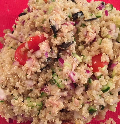 キヌアサラダ