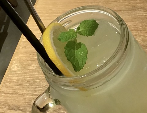 ACBAE099-D0C4-4F49-97BC-1D2252590859