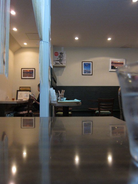 ブックカフェ はねだぷりん羽月 ウヅキ 羽田書店 穴守稲荷 つ な関西人の観察日記