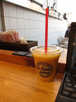Robeks_Juice_aoyama_06