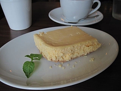 radicafe_apartment_06