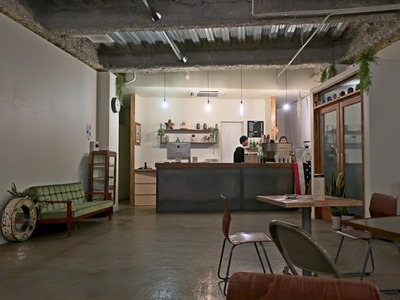 almond_hostel_and_cafe_02