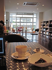 yaezaki_apart_cafe_06