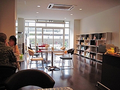 yaezaki_apart_cafe_02