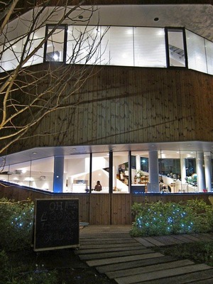 MONKEY_CAFE_01